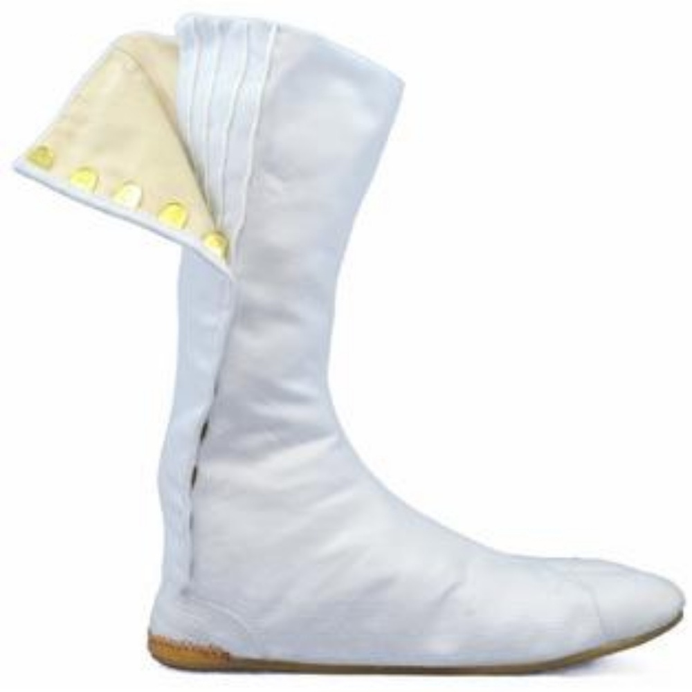 White Tabi boots size 9.5